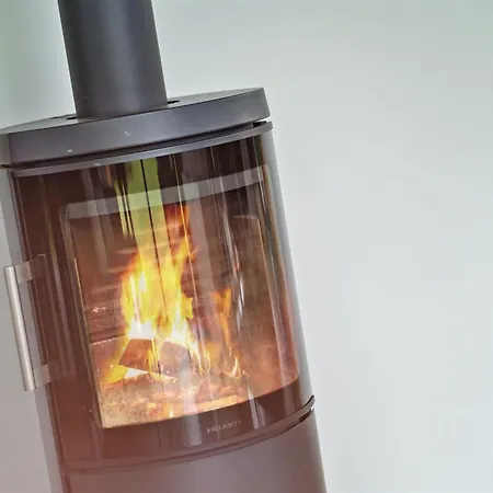 Yukon - 150m From The Sea By Interhome